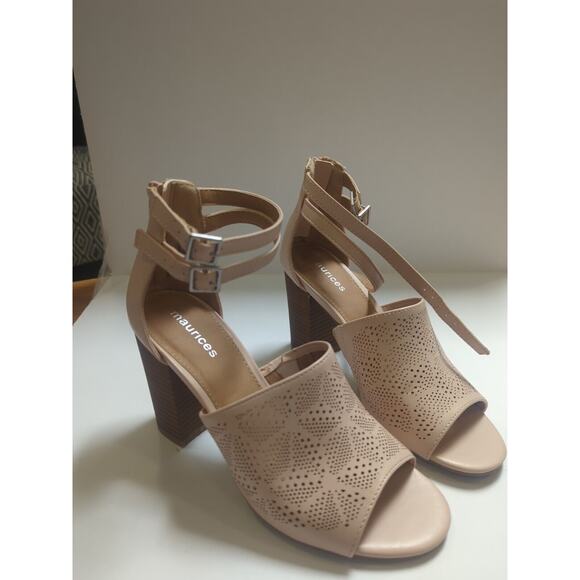 Maurices Sandals Womens 6 Jenna Ankle Strap Blush Faux Leather Block Heels - Picture 2 of 10